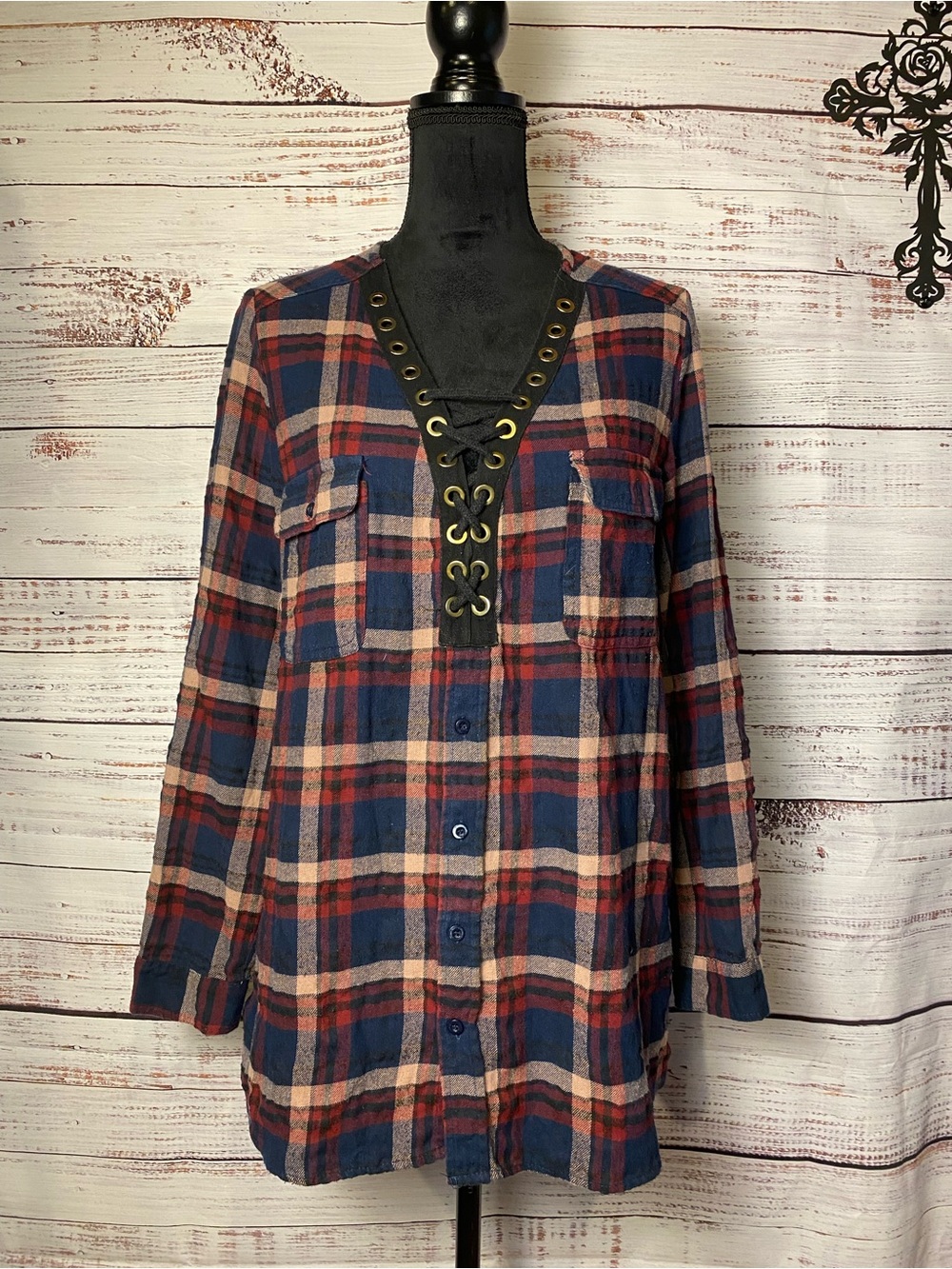 Active USA Boho Style Navy, Red & Cream Plaid Lace-Up Button Down Shirt Sz-L